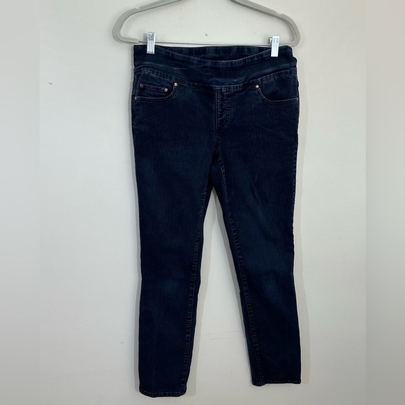 Christopher & Banks sz 8 jeans signature slimming lighter than photos - Picture 1 of 13